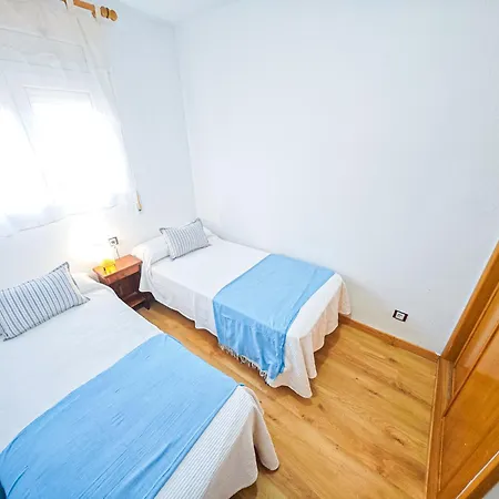 Litoral Costa Dorada - Laura Only Families Vakantiehuis *